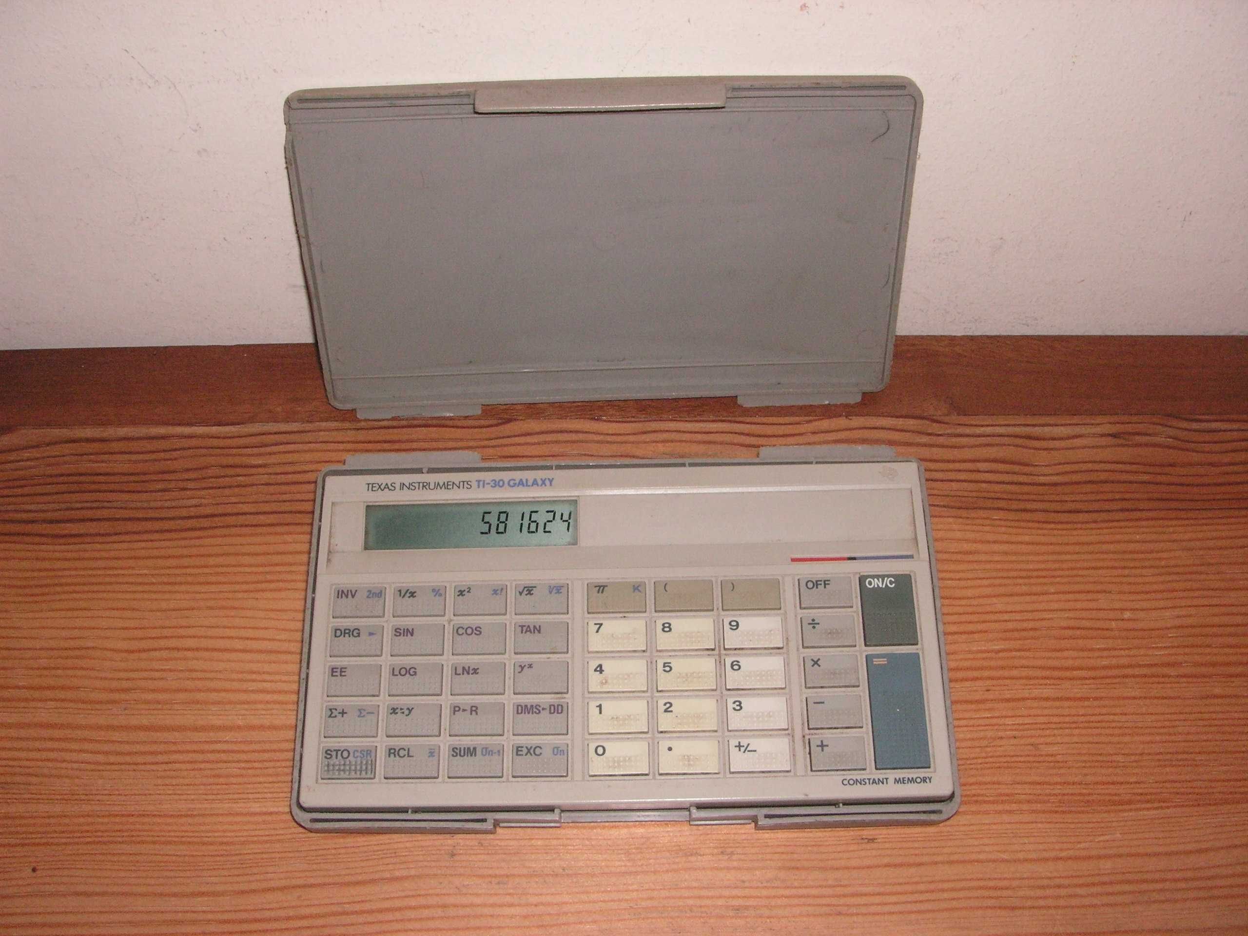 Máquina Calculadora Cientifica Texas Instruments TI-30 Galaxy