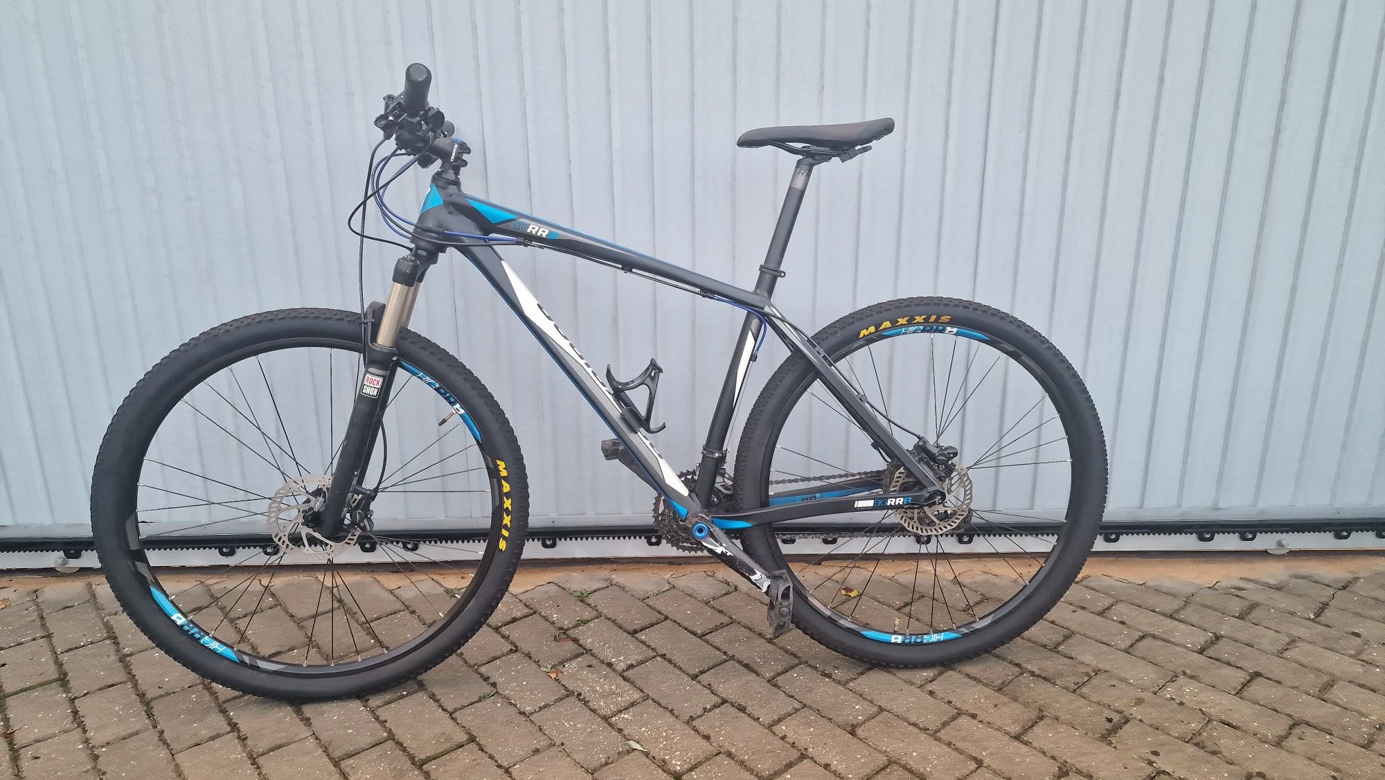 Vendo ou troco bicicleta de btt rockrider