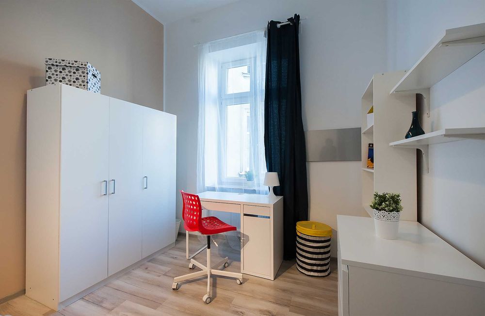 ul. Żeromskiego 39 A - pokój do wynajęcia od zaraz -  [p8]