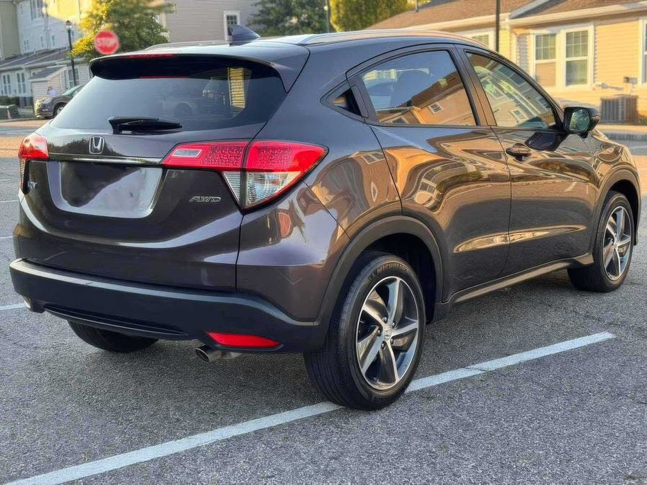 Honda HR-V EX-L      2022