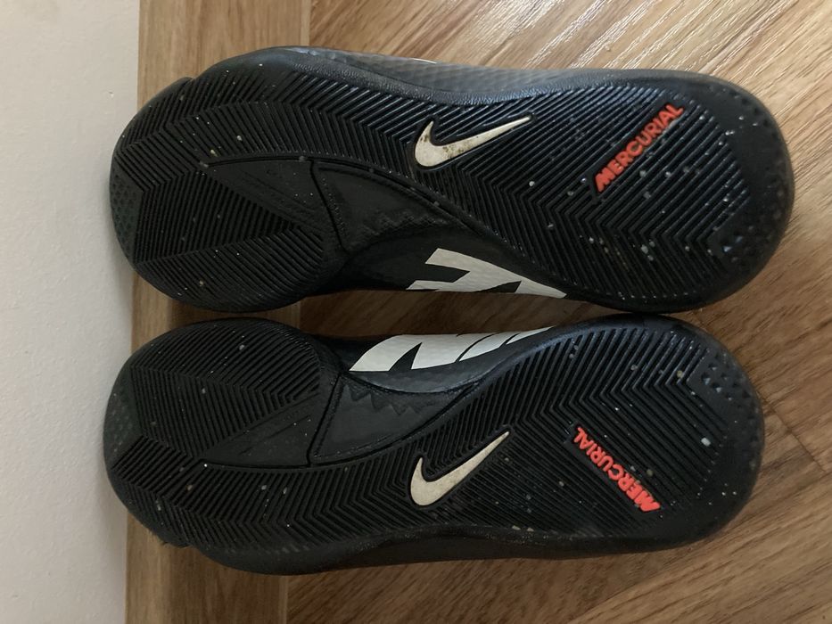 Halówki Nike 31 19 cm