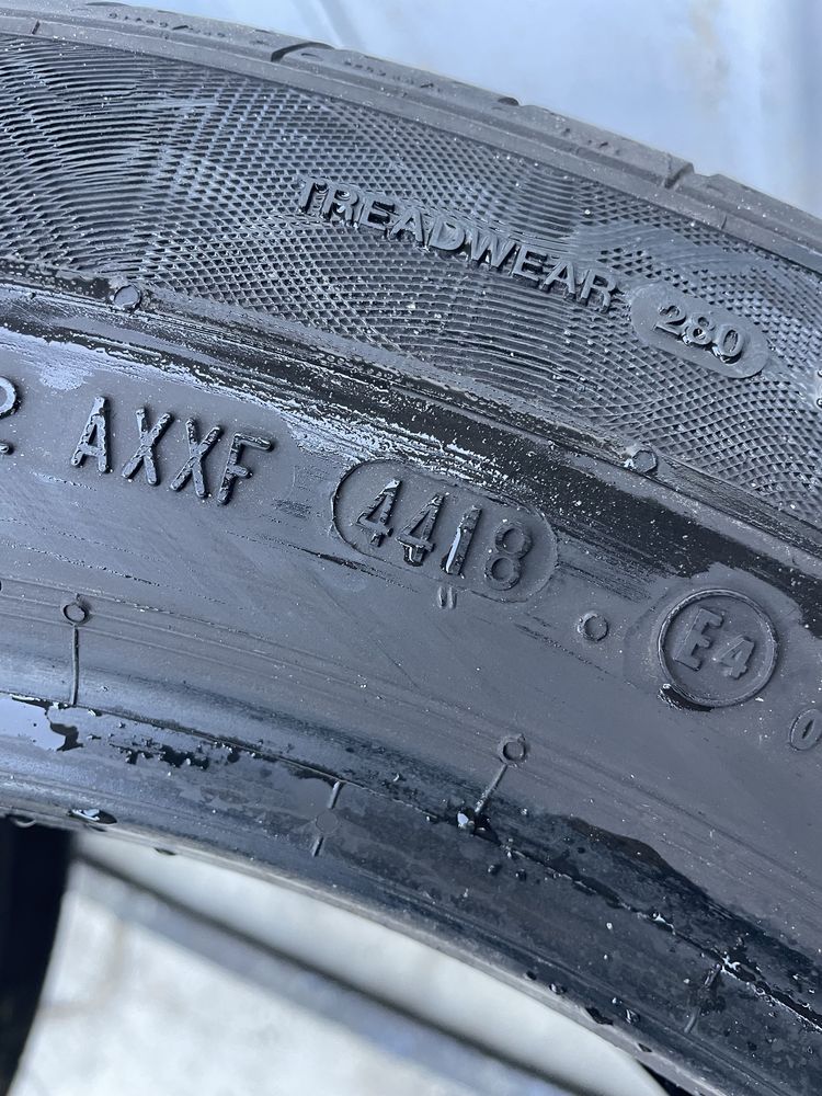 шини бу  215/55 r18 літо стан нових