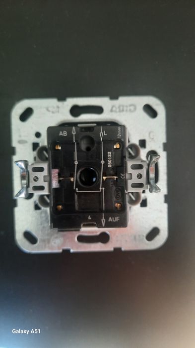 10× Podtynkowy łącznik żaluzjowy kołyskowy 10 A 250 V~ do montażu podt