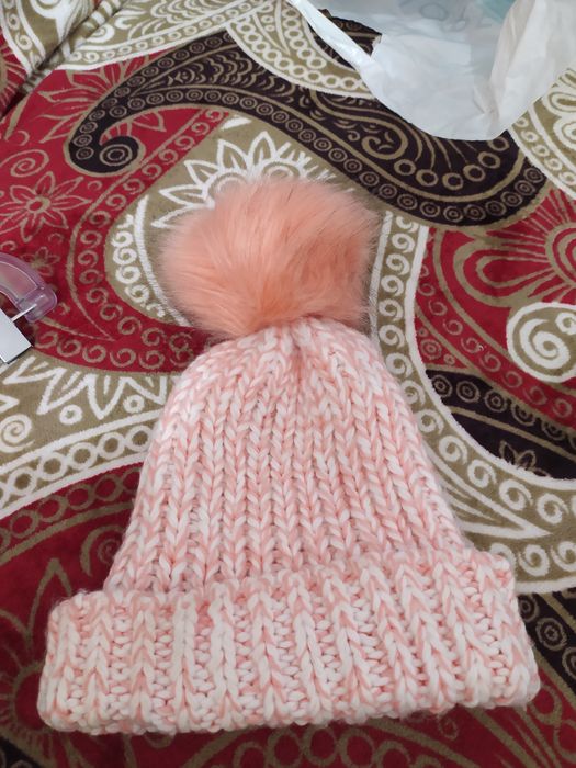 Шапки для дівчинки 1 лотом