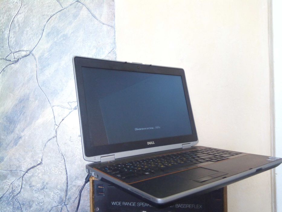 Dell  15.6"\intel i5-2.5-3.2ghz\6gb\ssd 125gb\ б.п Dell 90w