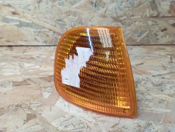 Pisca frente direito VOLKSWAGEN Polo Classic (6V2)