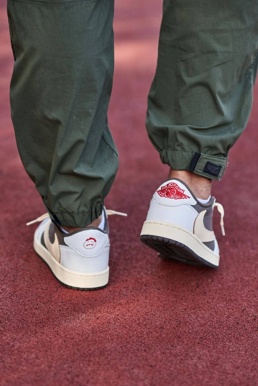 Travis Scott x Air Jordan 1 Low OG “Reverse Mocha"