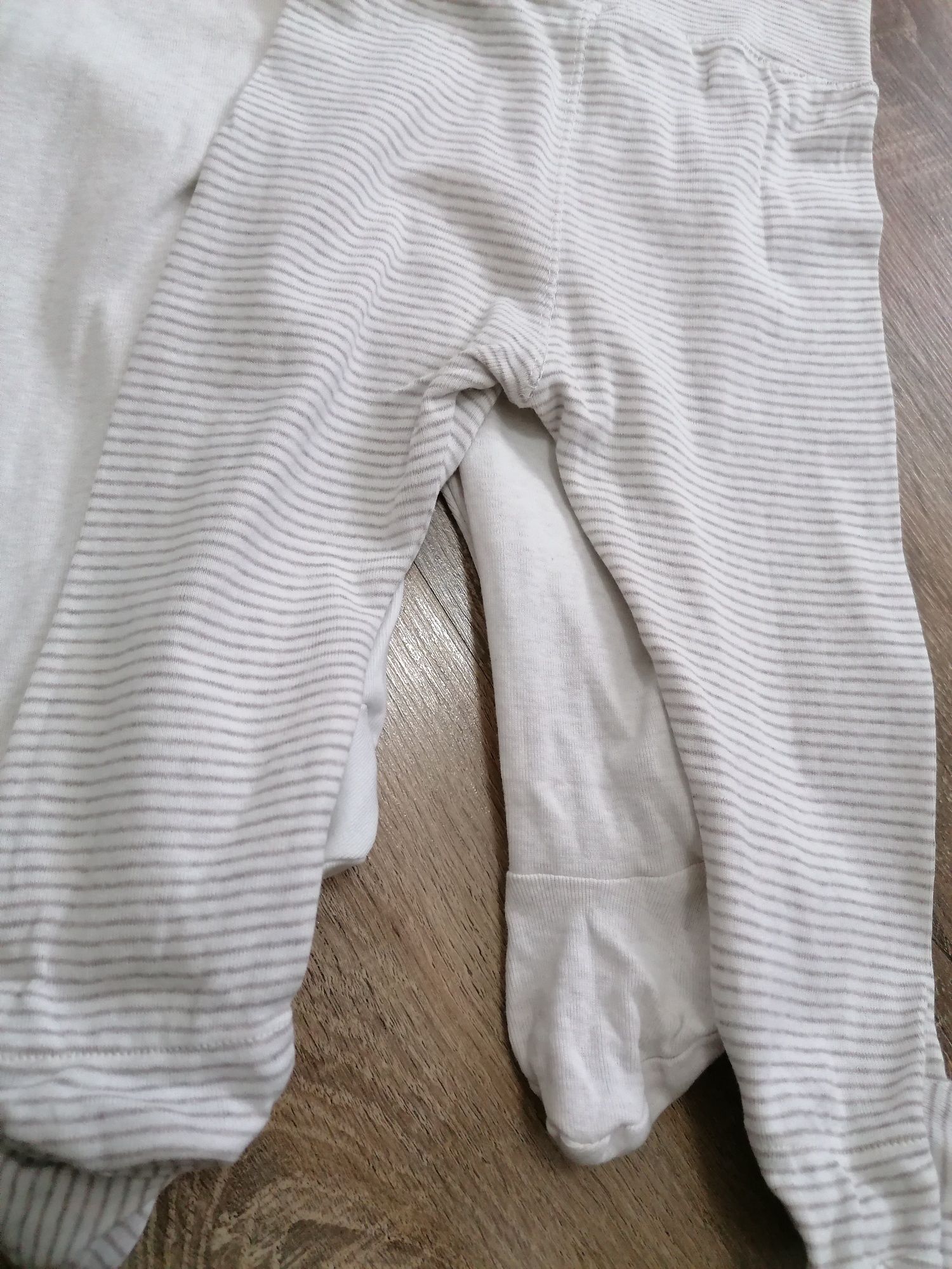Spodnie niemowlęce H&M NOWE ze stopkami