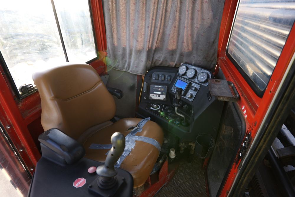 Wiertnica horyzontalna ditch witch JT20 + system namierzania MAG 8