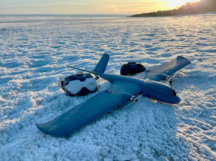 Stl файли для друку двох моторного літака Delphin V1