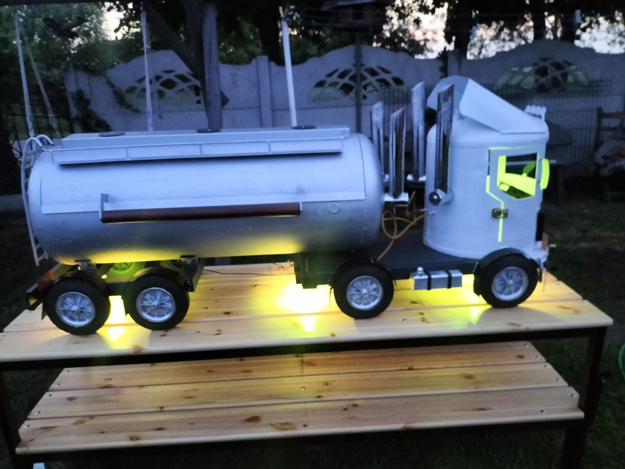 Grill XXL cysterna