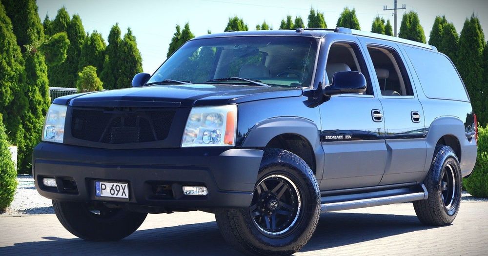 Cadillac Escalade (nr. 280) 6.0 V8 350 KM Automat 8 osób BOSE Klimatyzacja Kamera Skóra