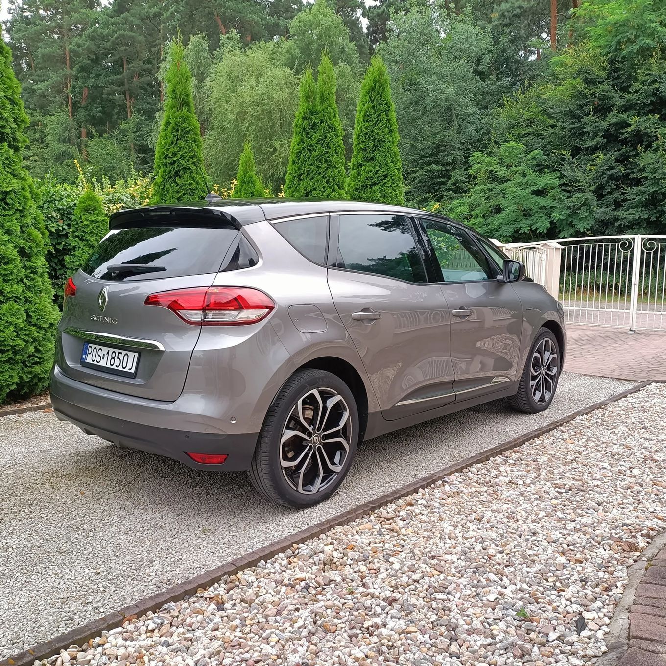 Renault Scenic Black edition automat