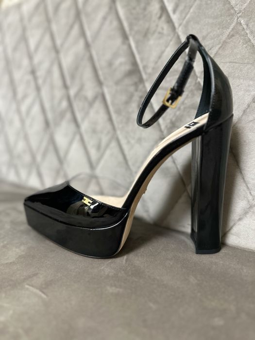 Туфлі Elisabetta Franchi 39