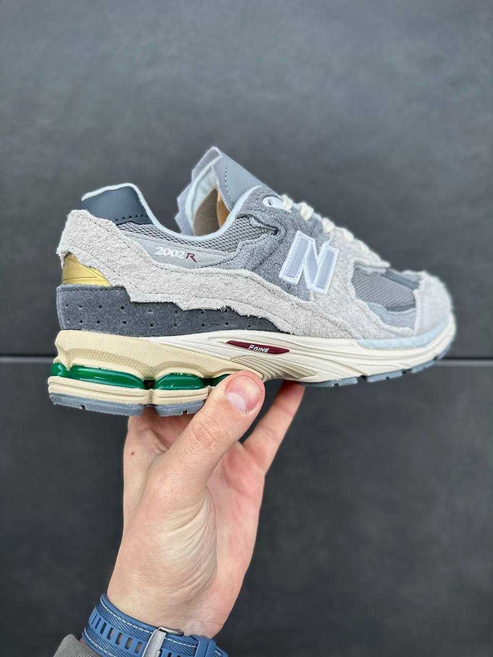 Кроссовки New Balance 2002R, 41-45 розмір кросівки замшевые