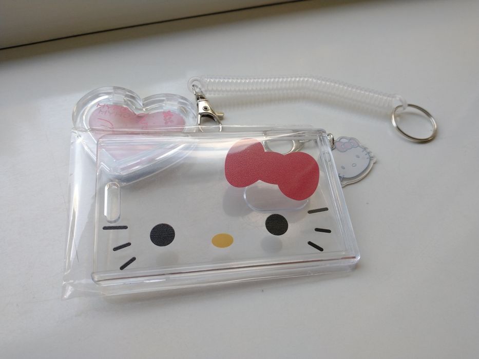 Etui pokrowiec futerał na kartę smycz brelok Hello Kitty