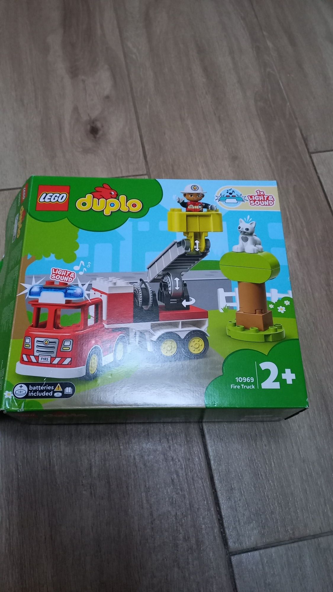 Lego Duplo wóz strażacki