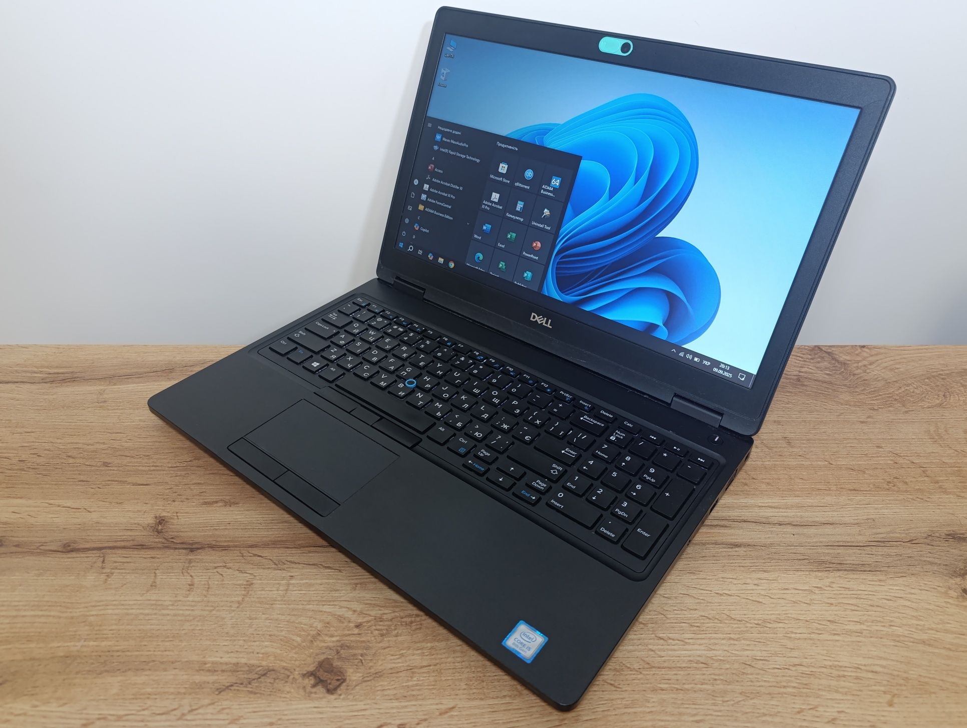 15'6 Dell Latitude 5590/i5-8250U/8GB DDR4/SSD 256GB/Батарея 4 години