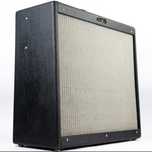 Fender Hot Rod Deville 410 III - 4x10 de 60w + capa + footswitch por e