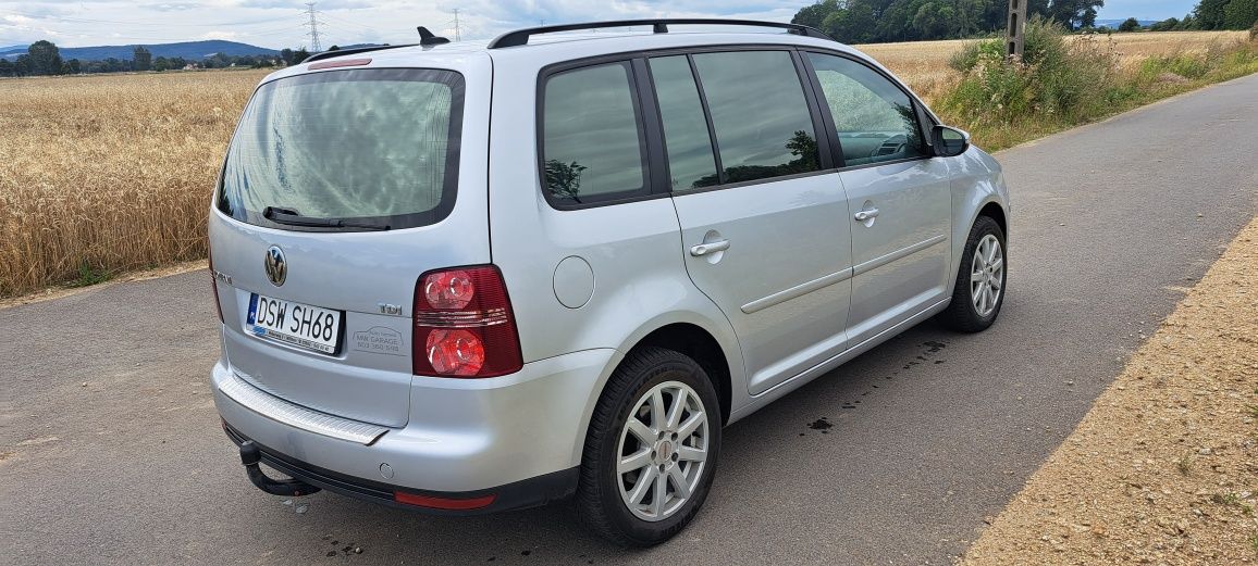 Vw Touran Trend 1.9 TDI 2009r /klima/elektryka/ładny stan/