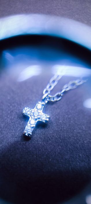 Colar em Prata com Terço em Zirconias