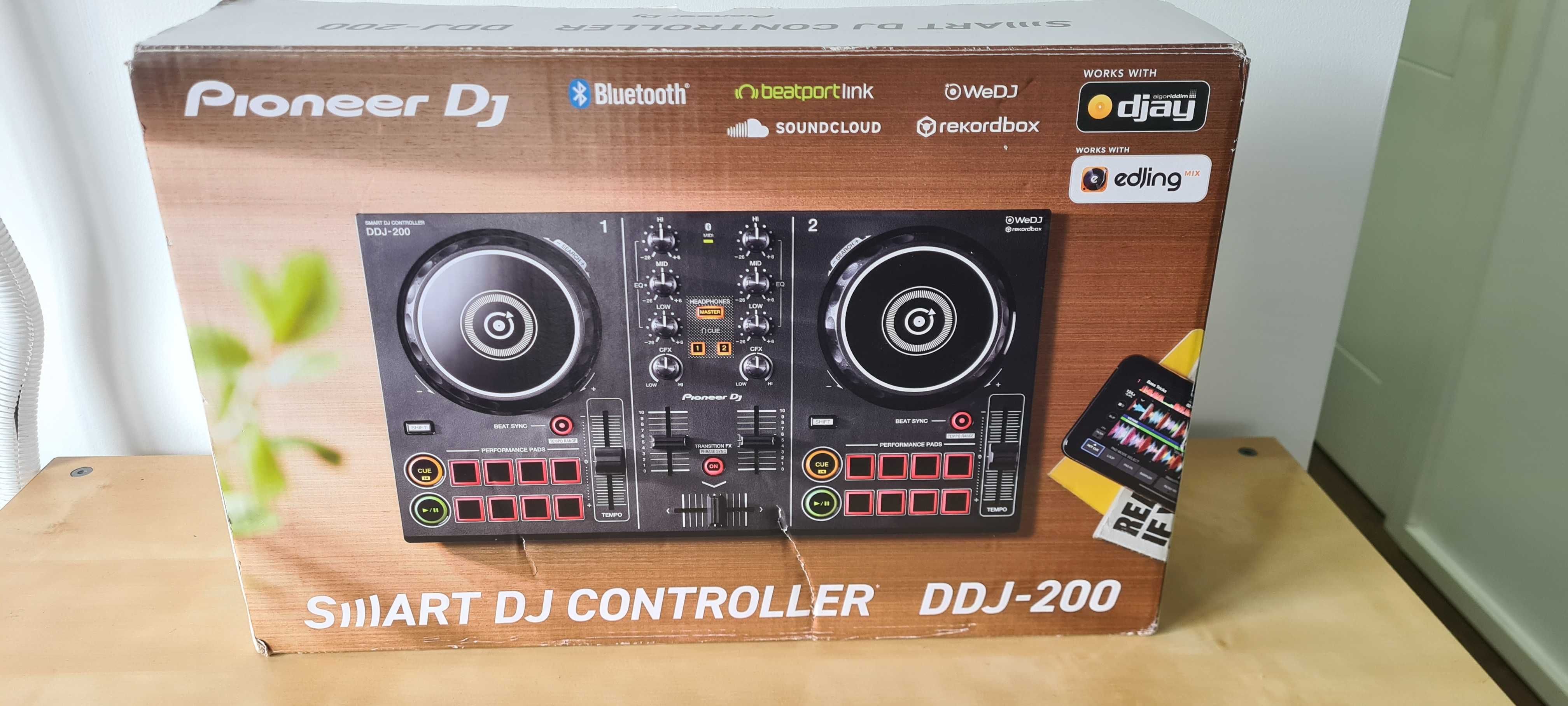 Controlador Pioneer DDJ 200