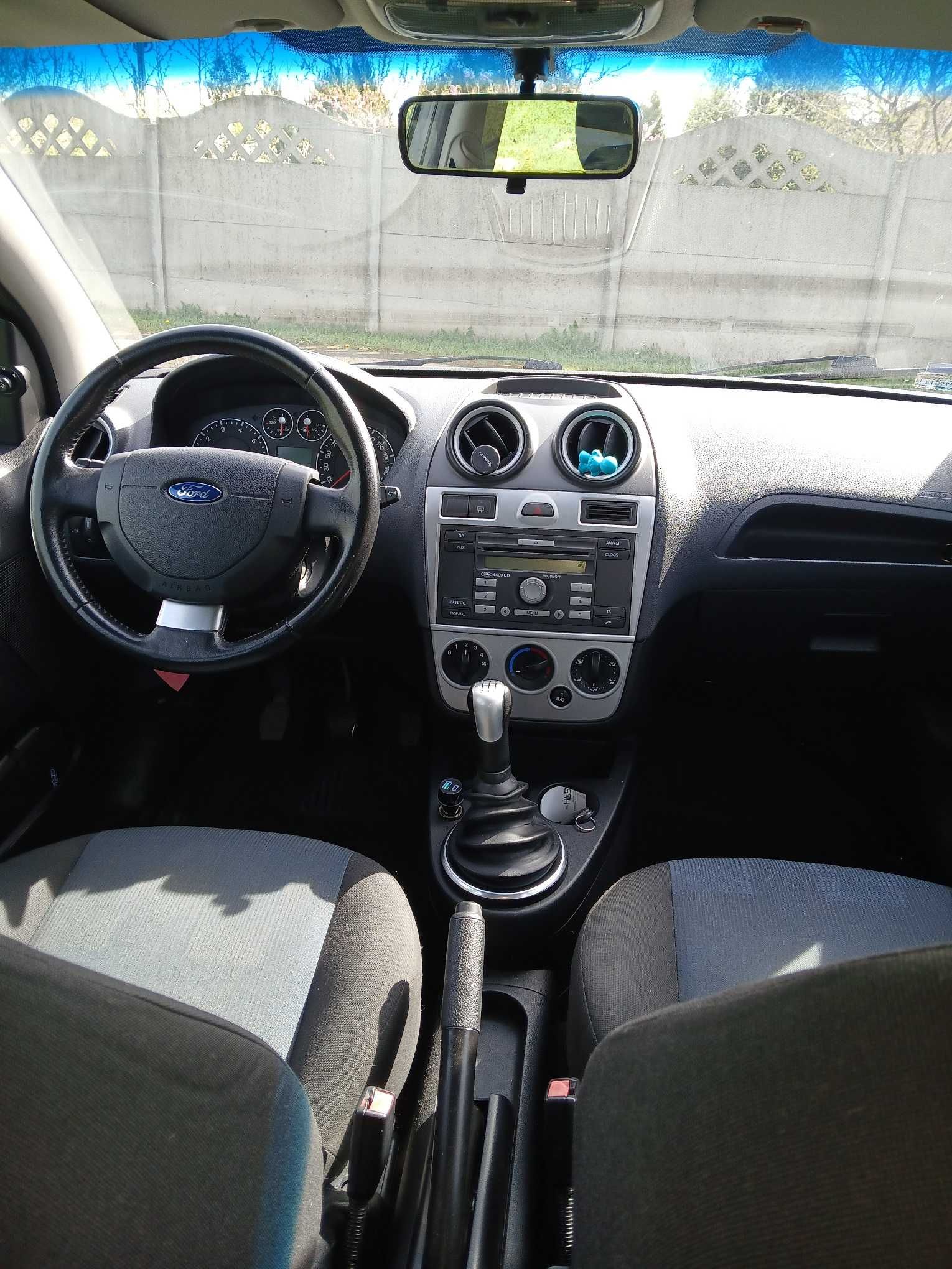 Ford Fiesta Mk6 1.4 75 KM klima