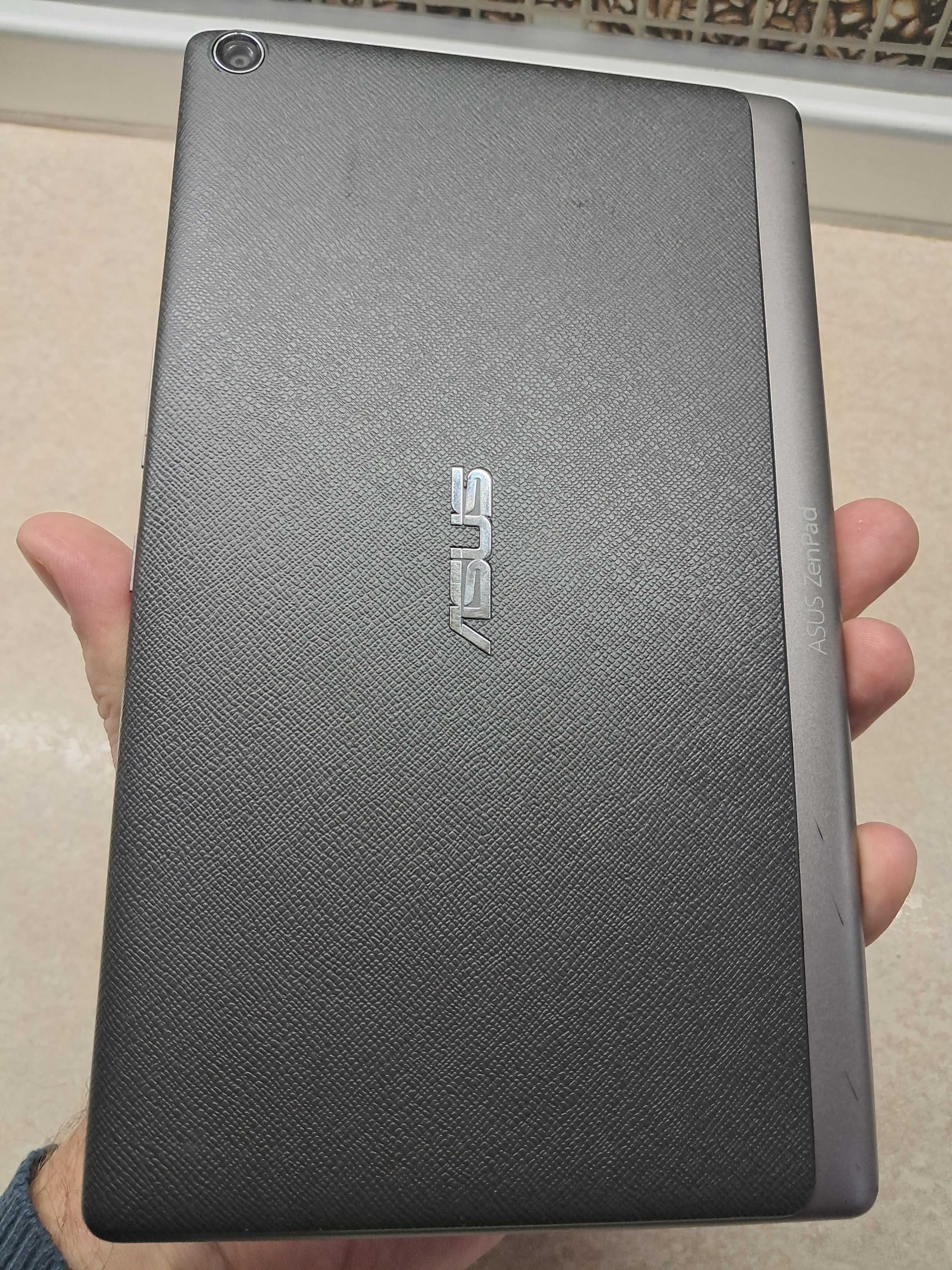 Планшет Asus 8”! Оригінал у відмінному стані!