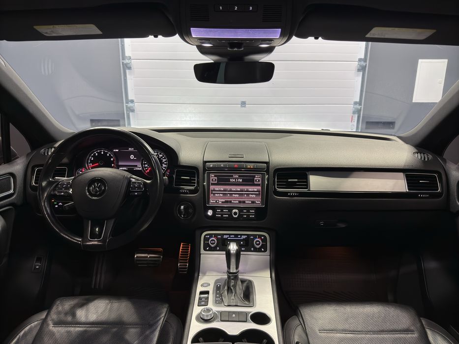 Продам Volkswagen Touareg 3.6 FSI V6 2017