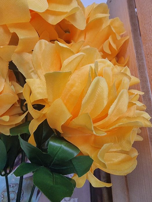 Sztuczne kwiaty Chryzantemy na cmentarz grób żółte do wazonu bukiety