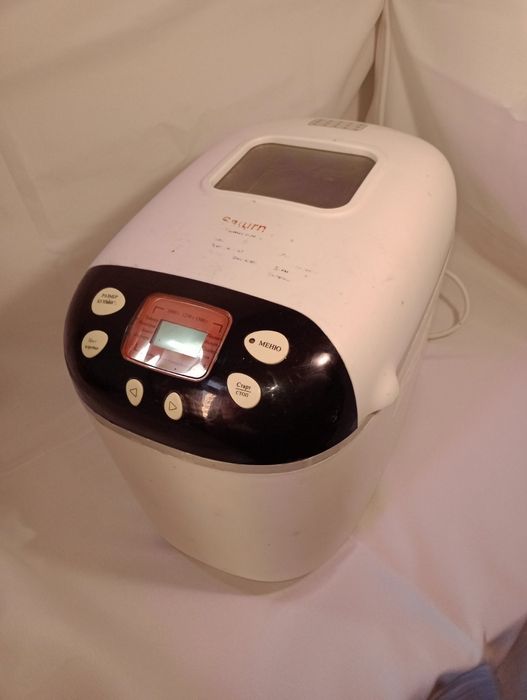 Хлібопечка Saturn