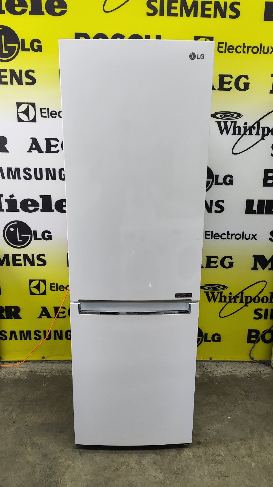 Холодильник фірми LG