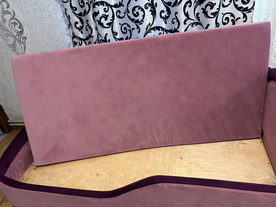 Ліжко дитяче для дівчинки