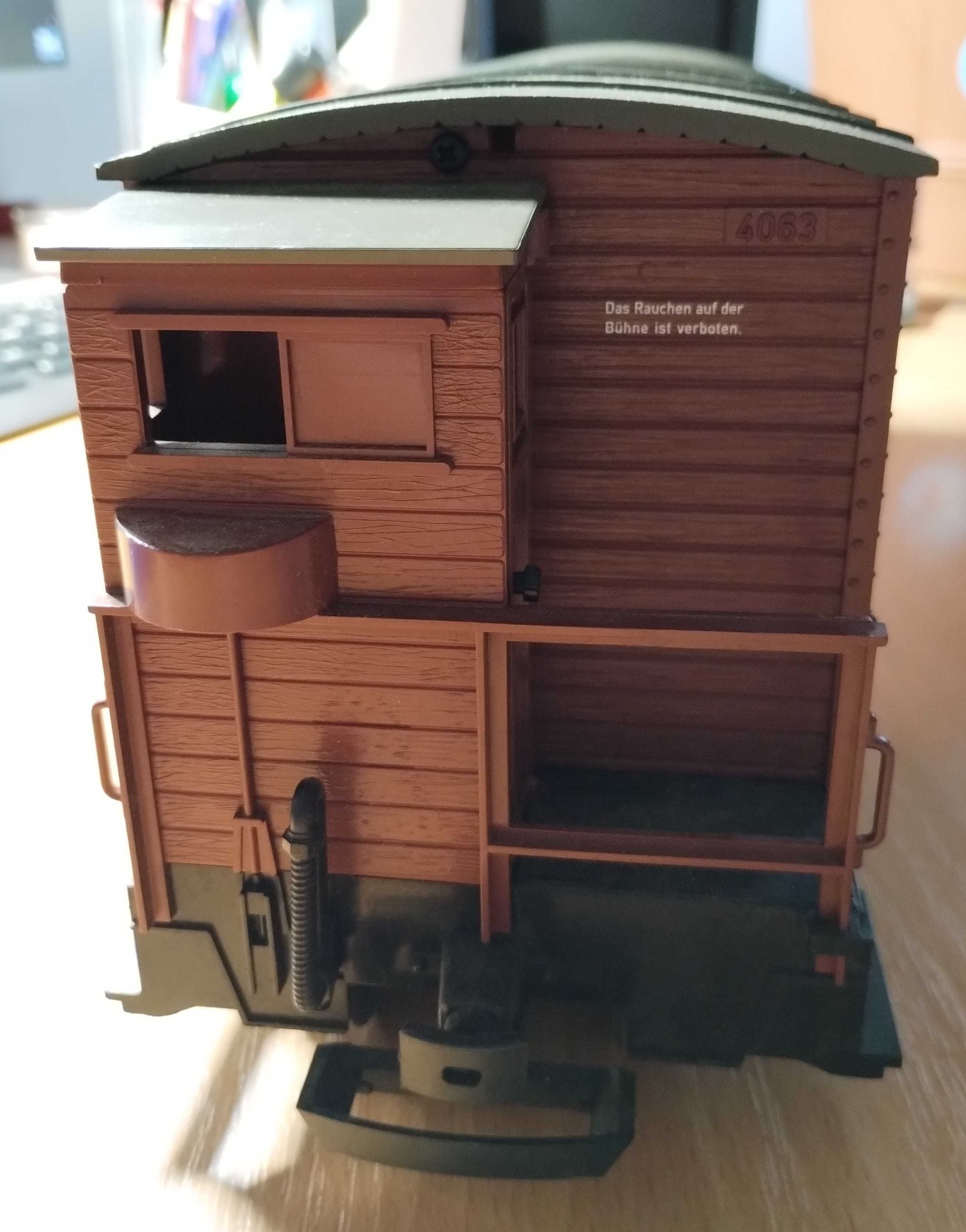 Wagon towarowy kolei wąskotorowej LGB 4063