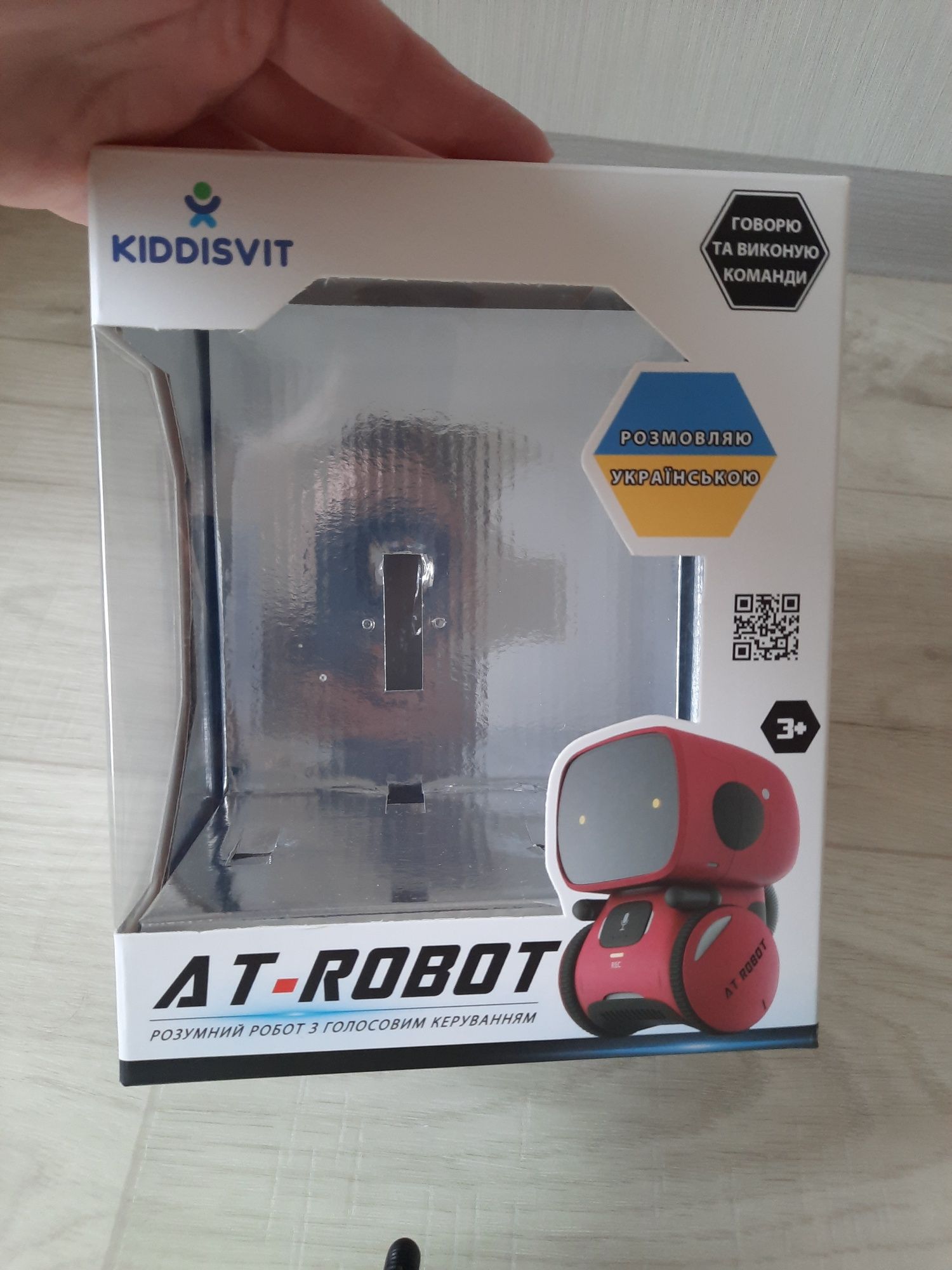 Продам нову іграшку AT-Robot.