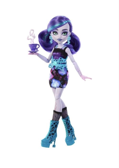 Monster High Skulltimate Secrets Doll Draculaura