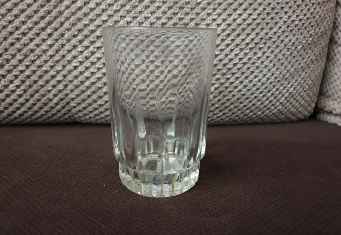 Kieliszki oraz szklanki z okresu Prl