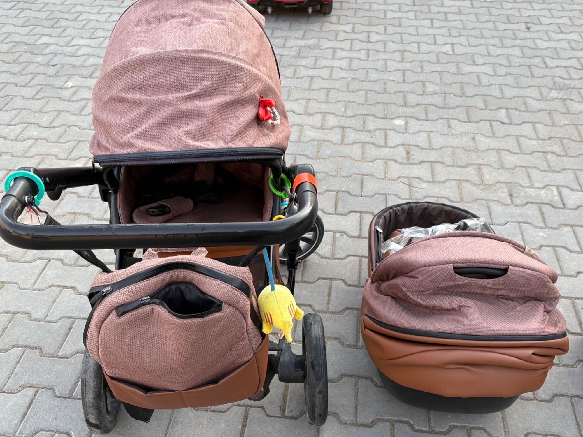 Wózek spacerowy z gondolą M/TYPE ANEX