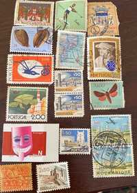 16 selos antigos de Portugal, Angola e Moçambique