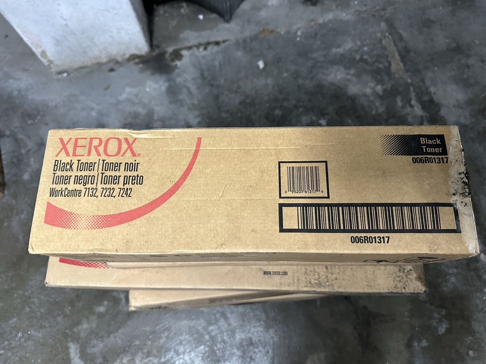 Black toner Xerox 7132