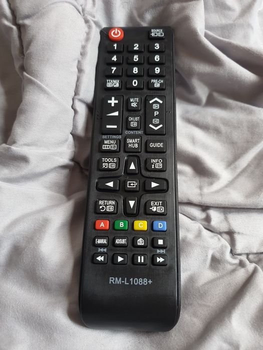 Nowy pilot do kazdego TV Samsung Led LCD OLED qled