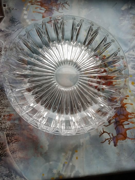 Krzyształowy talerz