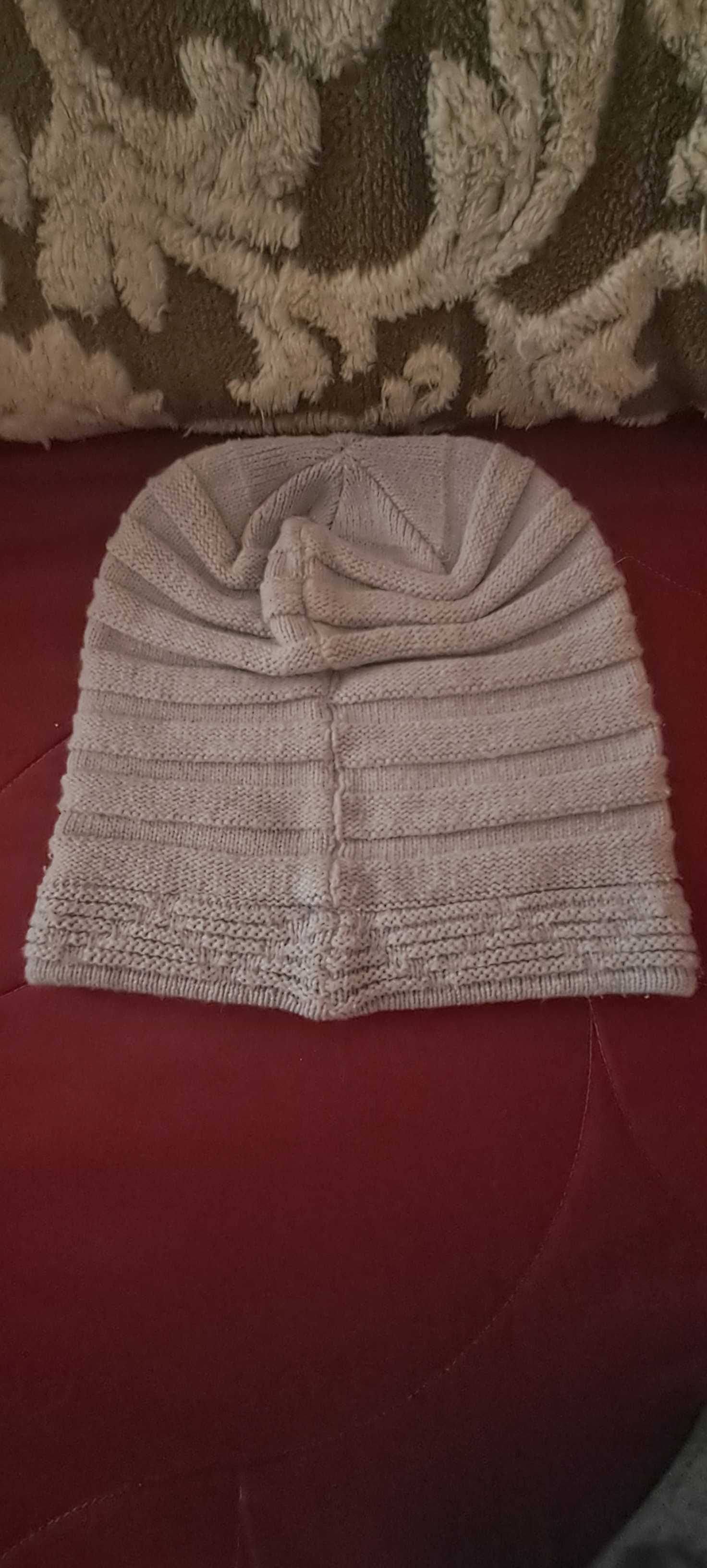 Gorro de malha branco