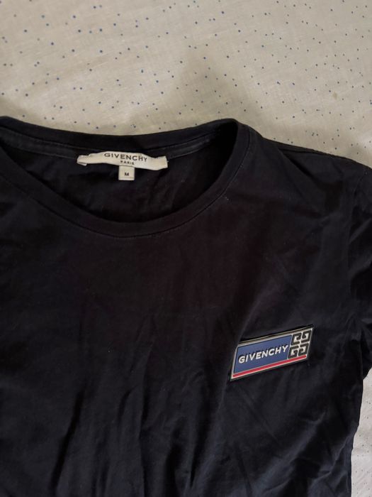 Tshirt Givenchy como nova