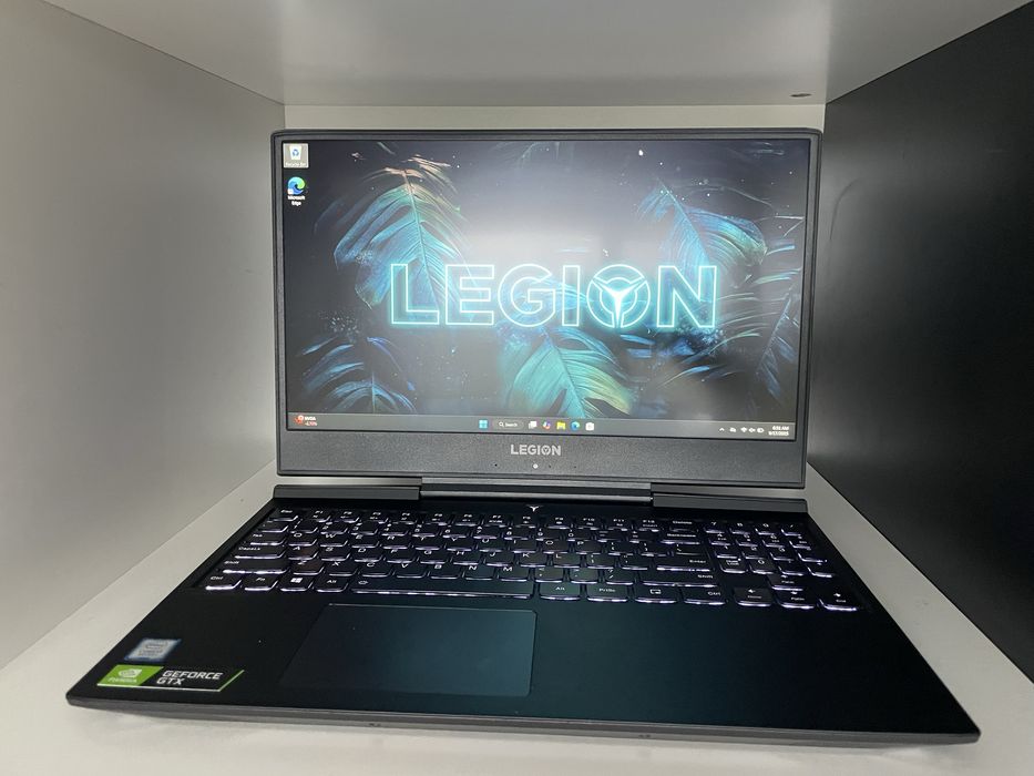 Lenovo Legion Y545