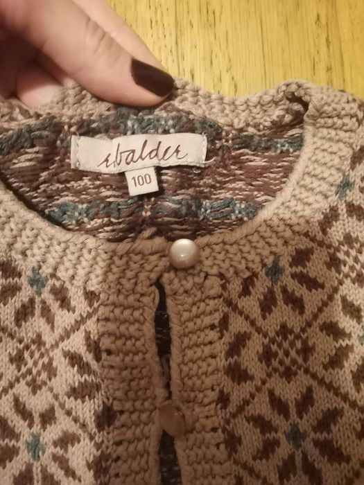 Śliczny sweterek bawełniany na guziki 3/4 lata