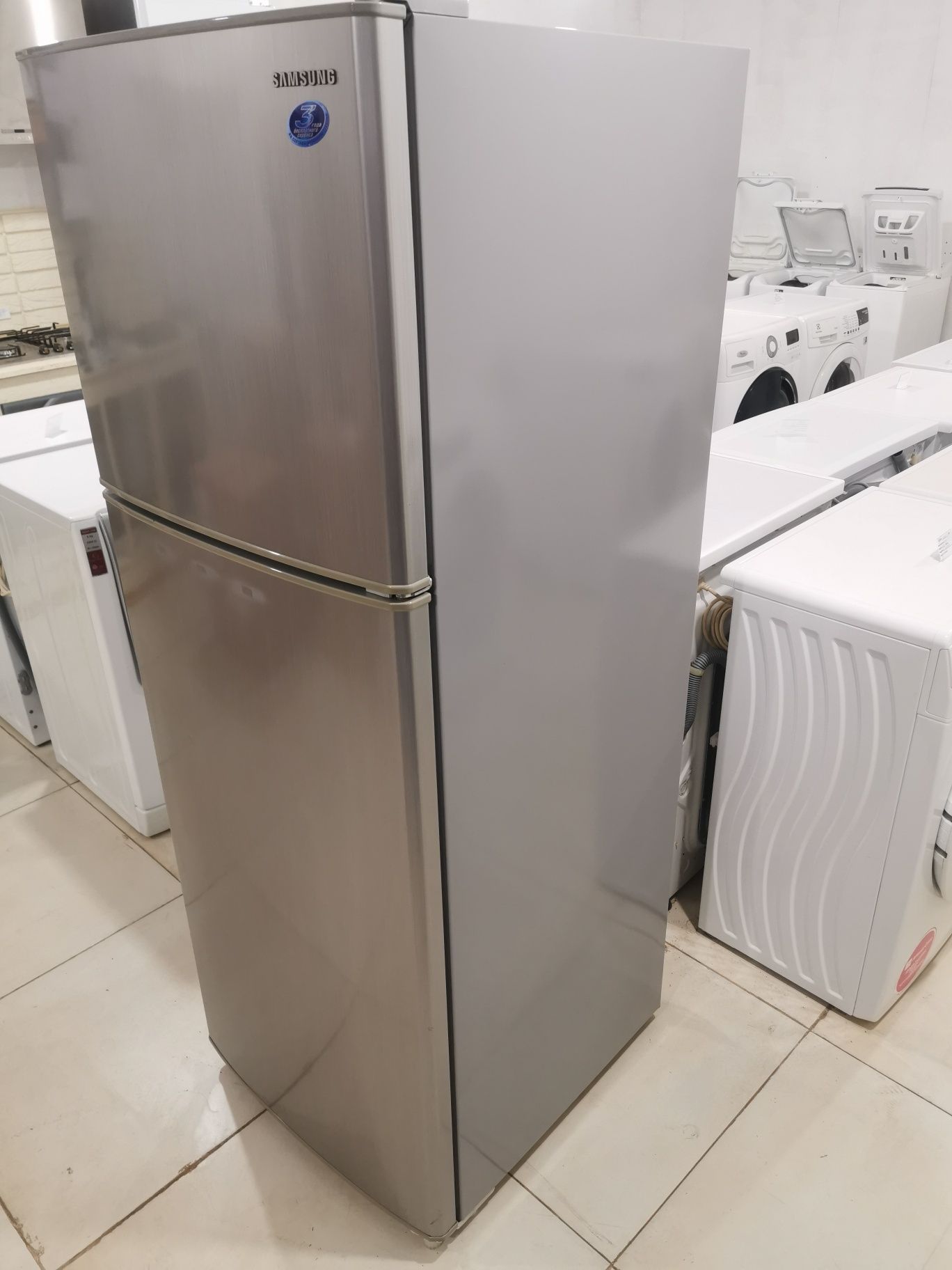 Холодильник Samsung No Frost.