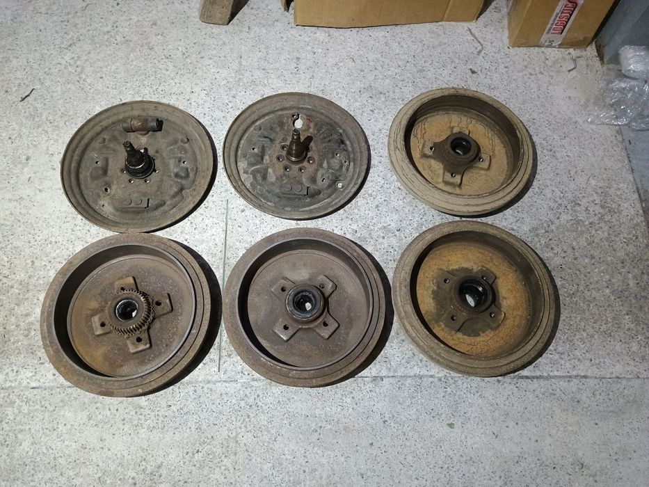 Запчастини Пасат б4 задні барабани тормоза Passat b4 Пассат