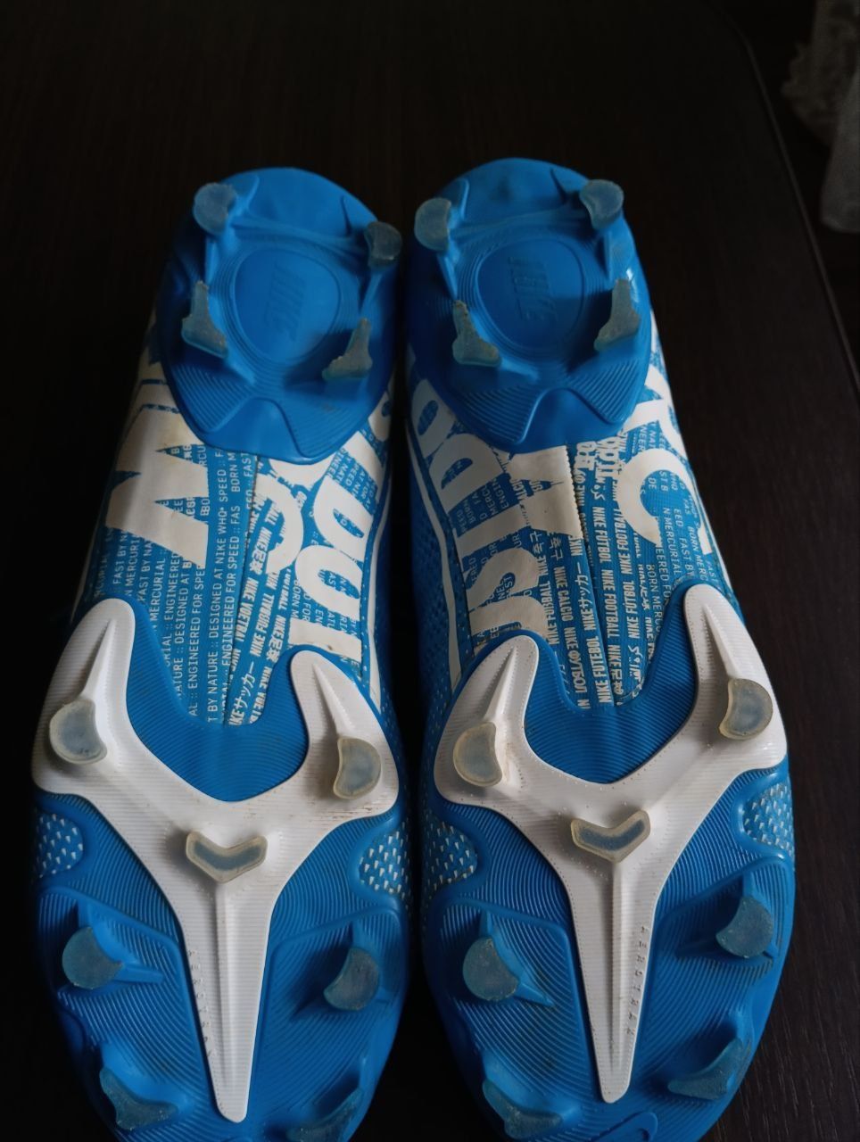 бутсы  футбольные nike