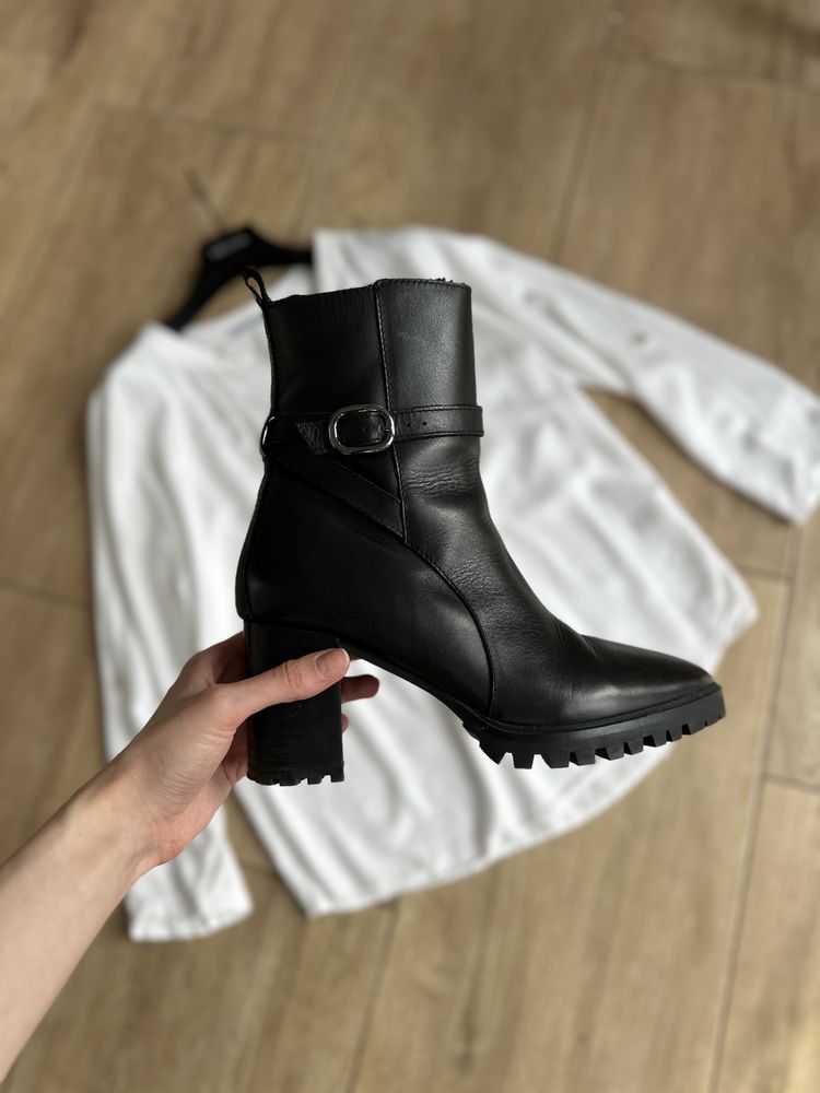 Damskie Kozaki Massimo Dutti